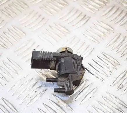 Audi A4 S4 B8 8K Turbo solenoid valve 1K0906283A