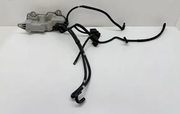 Volvo S60 Vacuum air tank 31339809 31359847 31339879