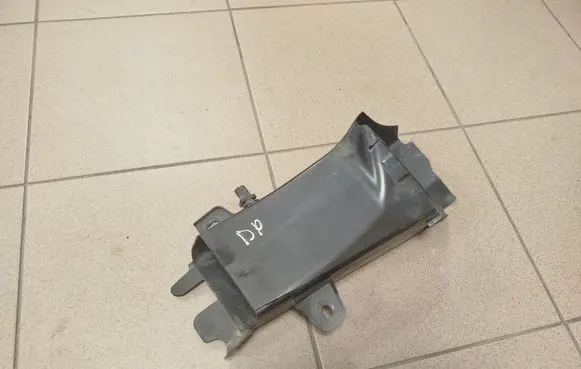 BMW 5 GT F07 Air intake duct part 7200764