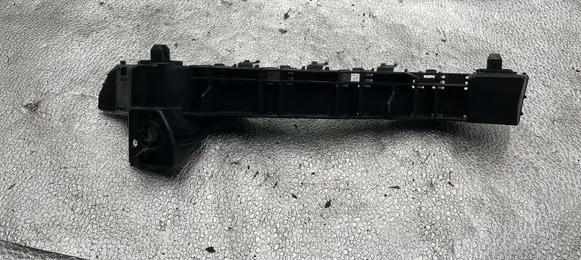 Subaru Forester SH Front bumper mounting bracket 2V7X0