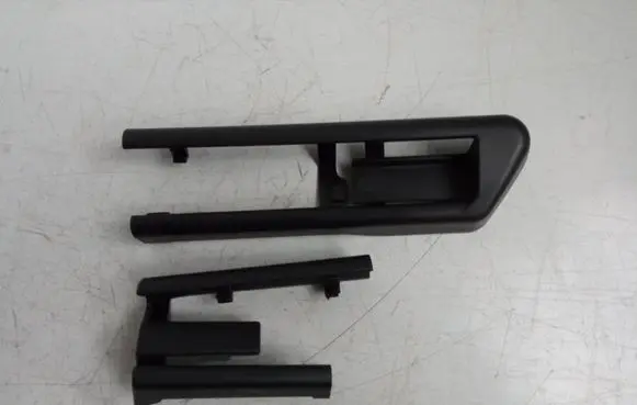 BMW 7 F01 F02 F03 F04 Front passenger seat rail trim 6981780 52106981780 6981782