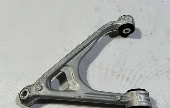 Chevrolet Corvette C6 Rear upper control arm/wishbone 10307580