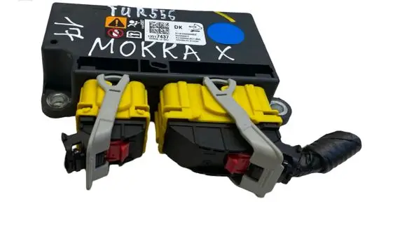 Opel Mokka X Airbag control unit/module 13517437