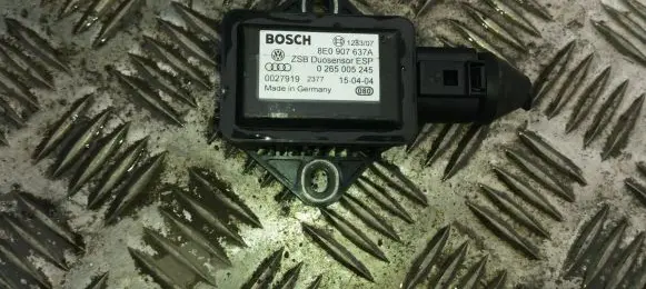 Volkswagen PASSAT B5.5 ESP acceleration yaw rate sensor 8e0907637a 0265005245
