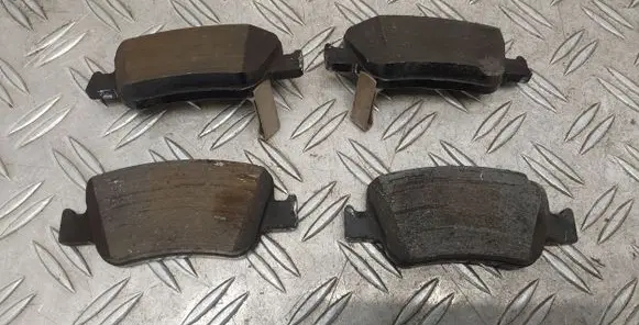 Toyota Auris E180 Brake pads (rear) 04466YZZE3
