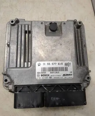 Opel Insignia A Engine control unit/module 55577619 0281017453 55575349
