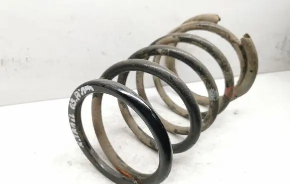 Nissan X-Trail T30 Rear coil spring