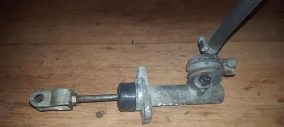 Volvo S40, V40 Clutch master cylinder 