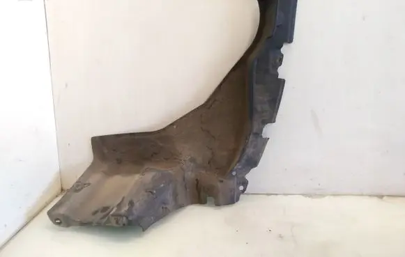 Engine splash shield/under tray