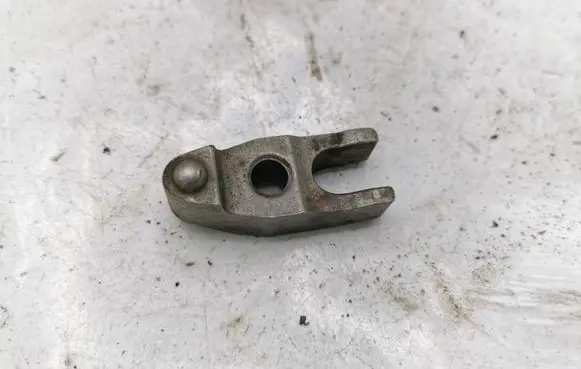Toyota Auris 150 Fuel Injector clamp holder NOCODE
