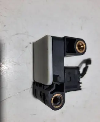 BMW 1 E81 E87 Airbag deployment crash/impact sensor 6911003