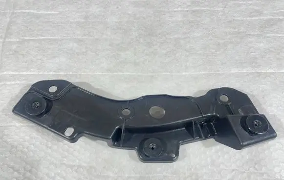 Alfa Romeo Stelvio Front bumper mounting bracket 50543943 68360570AA B1729RG