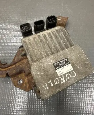 Toyota Corolla Verso E121 Fuel injection control unit/module 8987120070 1310001371