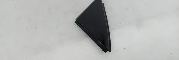 Audi Q3 F3 Front door glass trim molding 83A837638