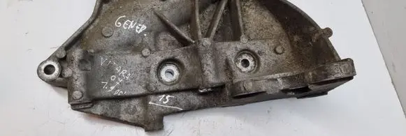 Suzuki Grand Vitara II Generator/alternator bracket 