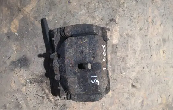Nissan Qashqai Front brake caliper