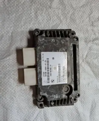 BMW 3 E92 E93 Transfer box differential control unit 7607980