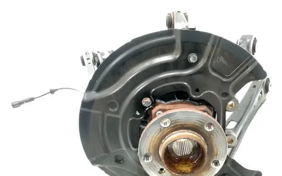Rear wheel hub spindle/knuckle