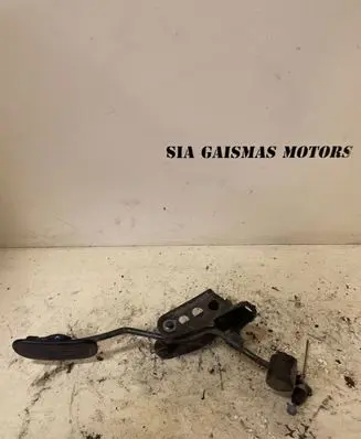 Toyota Yaris Accelerator throttle pedal