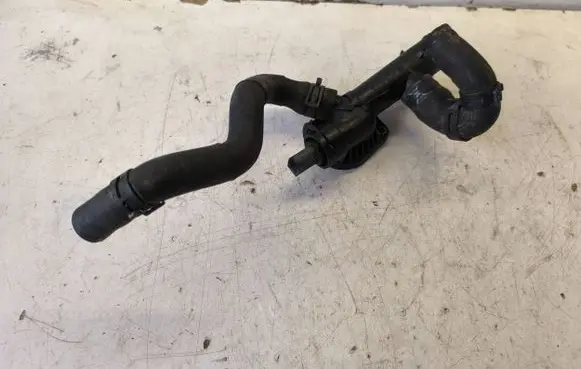 Volkswagen Transporter - Caravelle T5 Thermostat housing 03L121131K