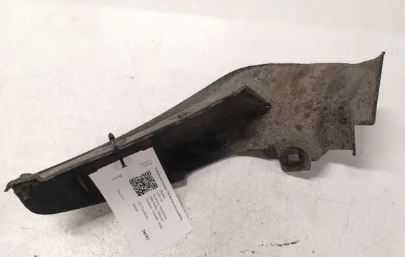 Mazda 5 Front mudguard CC2951851