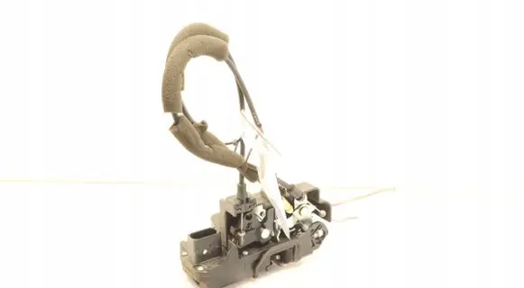 Chevrolet Captiva Front door lock