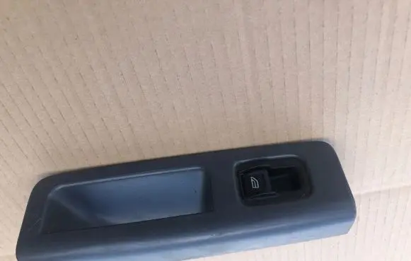 Volvo V50 Electric window control switch