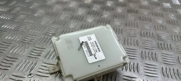 Nissan Juke I F15 Air conditioning/heating control unit 277601KG0B 724101 061015