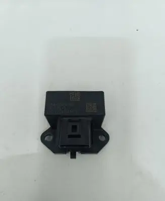 Ford Mustang VI Fuel pump relay FU5A9D370MA 28133825