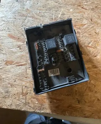 Skoda Octavia Mk2 (1Z) Fuse box set 1K0937125D