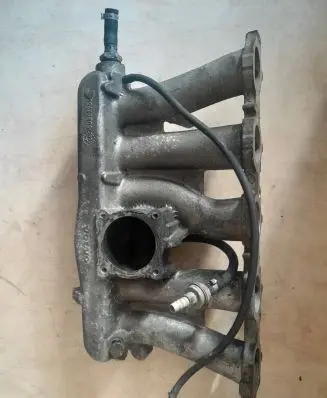 Volvo S60 Intake manifold 09447005