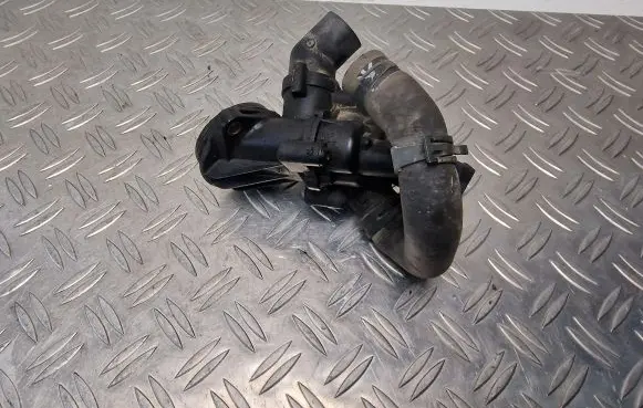 Volkswagen Transporter - Caravelle T5 Engine coolant pipe/hose 03L121111AF