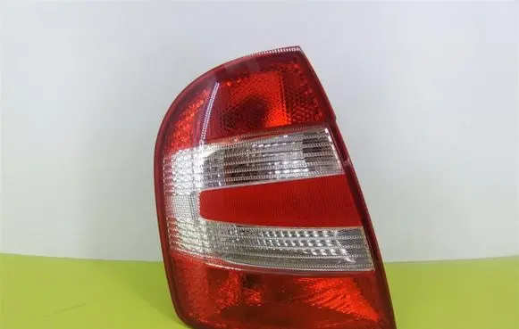 Skoda Fabia Mk1 (6Y) Rear/tail lights 6Y6945111B