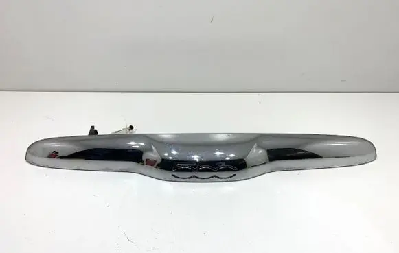 Fiat 500 Trunk door license plate light bar 