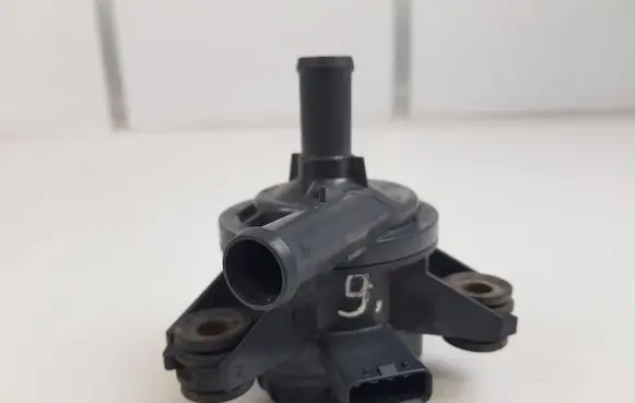 Lexus IS 200-300 Electric auxiliary coolant/water pump G904033030