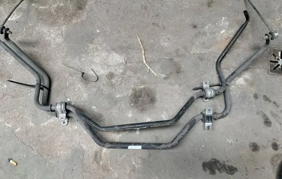 Renault Master III Front anti-roll bar/sway bar 546110037R