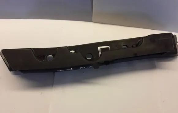 Citroen C5 Front bumper mounting bracket
