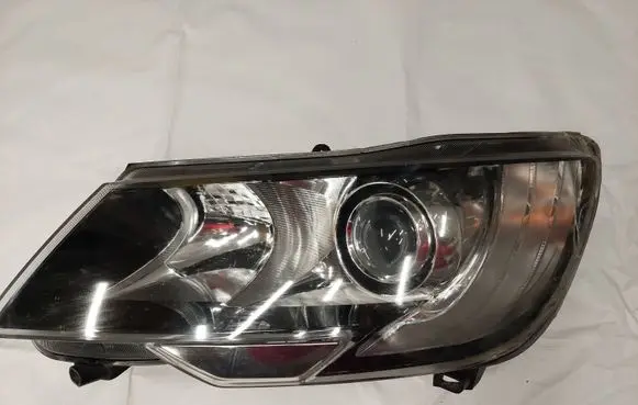 Skoda Superb B6 (3T) Headlight/headlamp 3T1941015F