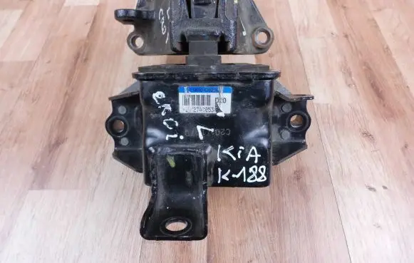 KIA Sportage Gearbox mount 21830D9200
