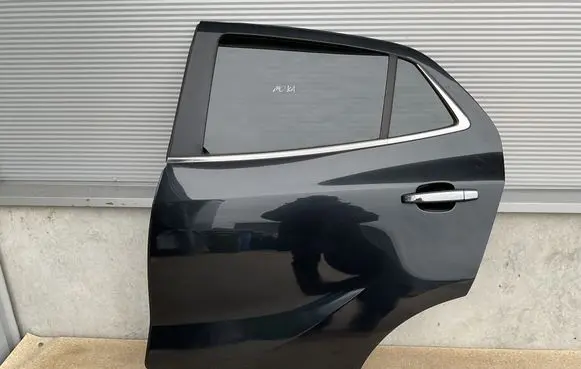 Rear door