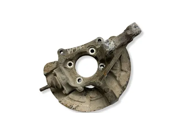 Volvo V70 Front wheel hub 9461944