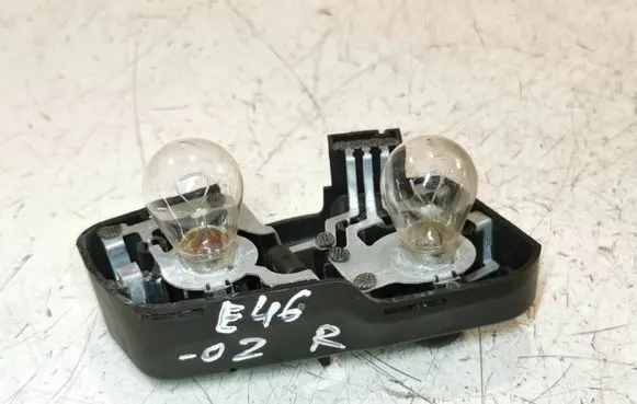 BMW 3 E46 Tail light bulb cover holder 6907938 060464 115406
