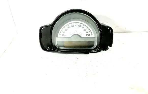 Smart ForTwo I Speedometer (instrument cluster) A4519000201 1043346RL