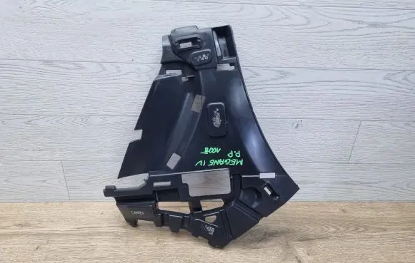 Renault Megane IV Front bumper mounting bracket 960166064R