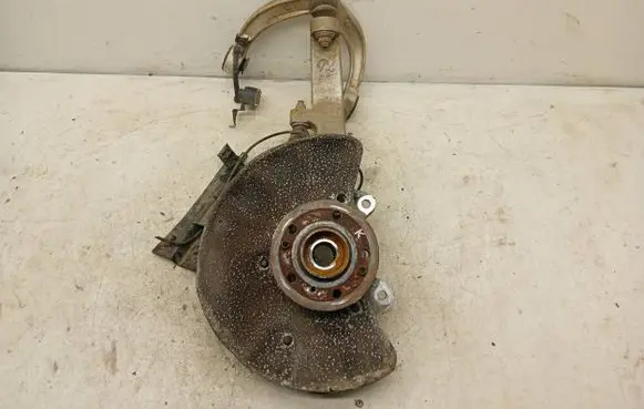 Mercedes-Benz GL X166 Front wheel hub spindle knuckle 16609