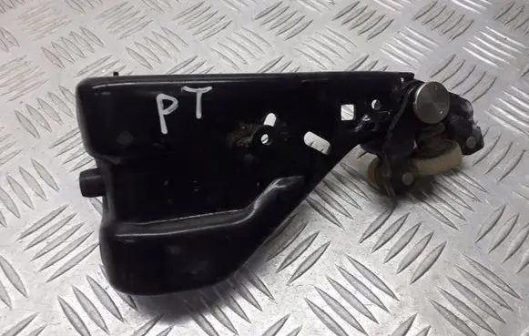 Peugeot 807 Front door lower hinge 