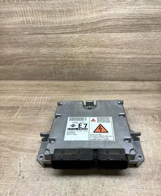 Nissan Primera Engine control unit/module 23710AW40A 2758002198