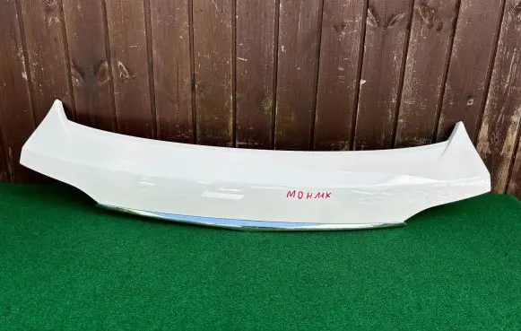 Maserati Levante Tailgate/trunk spoiler 670042733