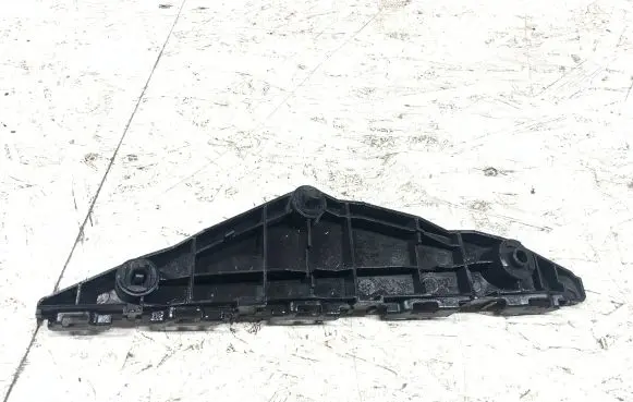 Toyota Avensis T270 Front bumper mounting bracket 5253505040