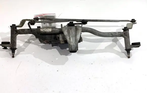 Volkswagen Touran I Front wiper linkage and motor 2K1955023G
